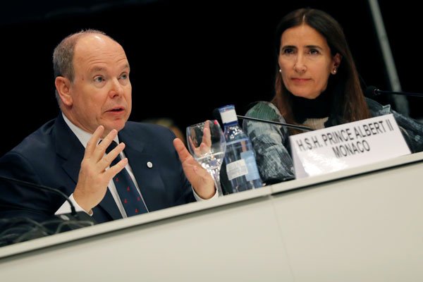 El Príncipe Alberto II de Mónaco con la ministra Carolina Schmidt, en la presentación de la iniciativa. Foto: Reuters