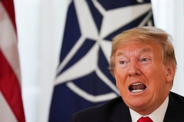 Trump dice que no hay plazo para acuerdo comercial con China, podría ser tras elección de 2020