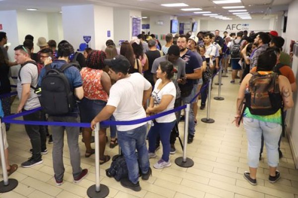Los testimonios tras el aumento de las solicitudes del seguro de cesantía
