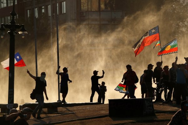 Efectos de las crisis en América Latina sobre los mercados genera temores de contagio
