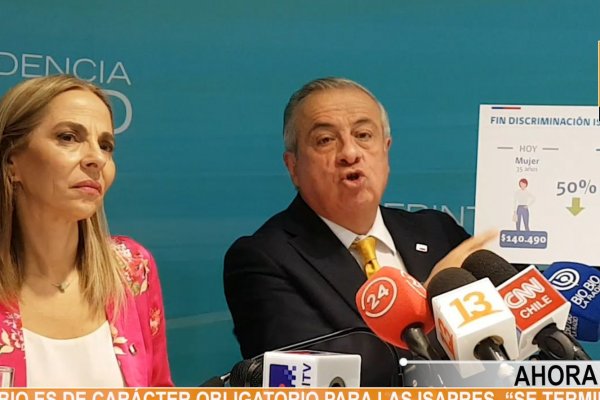 <p>Ahora en DF: Gobierno elimina diferencias entre planes de salud de mujeres y hombres en las Isapres</p>