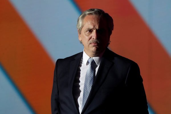 Alberto Fernández apunta a declarar antes de fin de año la emergencia económica. Foto: Reuters