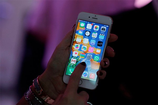 Tener el último celular ya no es la moda: importación de aparatos registra fuerte caída por menor demanda