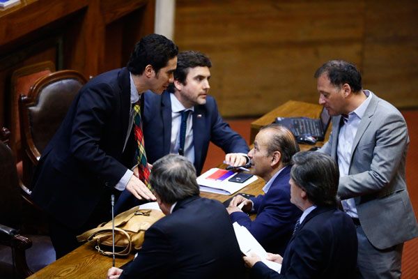 Hacienda salva escollo en la Cámara: tras mejoras en las cifras, diputados respaldan reajuste al sector público