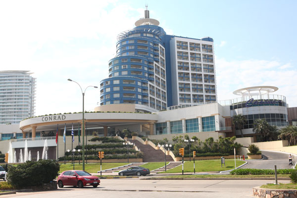 Hotel en Punta del Este: clave en negociación de Enjoy con bonistas para flexibilizar covenants