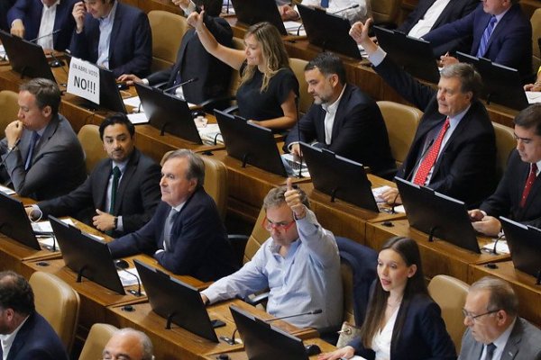 La estrategia de la UDI detrás de la decisión de congelar su participación en ChileVamos