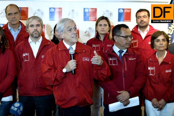 <p>Ahora en DF: Presidente Piñera encabeza Comité de Emergencia por incendios en Valparaíso</p>