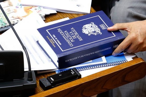 ¿Cómo se regula el financiamiento en las campañas para el plebiscito de abril?