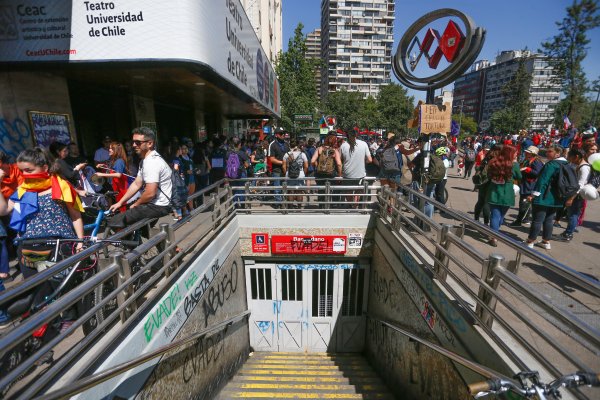 Traslado al trabajo: aumentan quienes tardan más de horas tras la crisis social