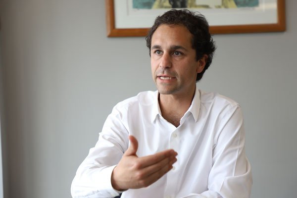 Fernando Larraín: “No le pidamos a las AFP que sean los garantes del sistema de seguridad social de Chile”