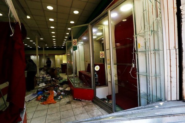 Economía acusa nuevo golpe en noviembre en medio de conflicto social y cae 3,3%