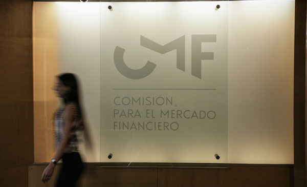 Funcionarios de la exSBIF piden a Hacienda cambiar estatuto del personal