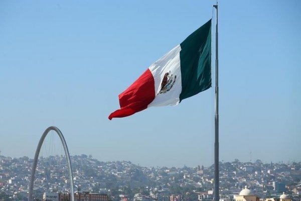 México llama a "actuar con mesura" tras sucesos en Irak e Irán