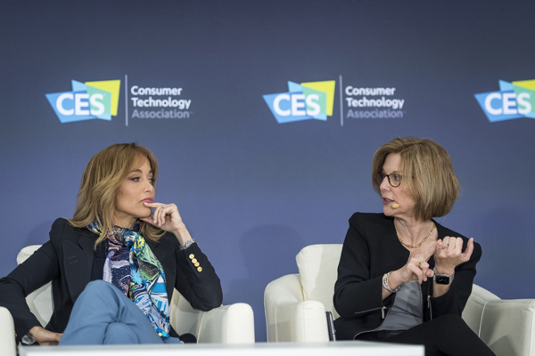 Apple y Facebook encienden el CES 2020 con debate sobre la privacidad