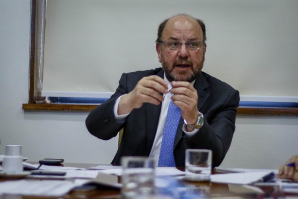 Ministro dice que inversionistas del consorcio no pueden llegar al Ciadi