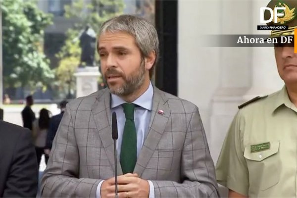 <p>Ahora en DF: Ministro del Interior se reúne con Piñera por modernización de Carabineros</p>