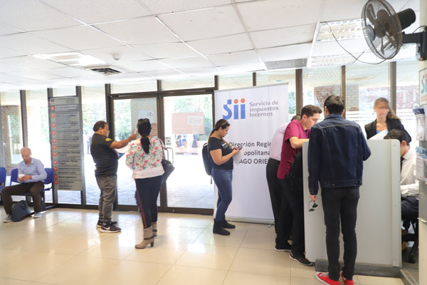 Fiscalizadores del SII llevan a Contraloría a nuevo director de Grandes Contribuyentes