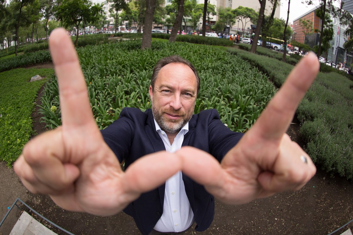 <p>Jimmy Wales: “La gente no quiere quedar atrapada en una burbuja”</p>