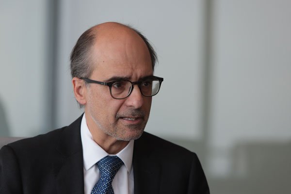 Luis Oscar Herrera: El experto en crisis que se hará cargo de los números en Hacienda