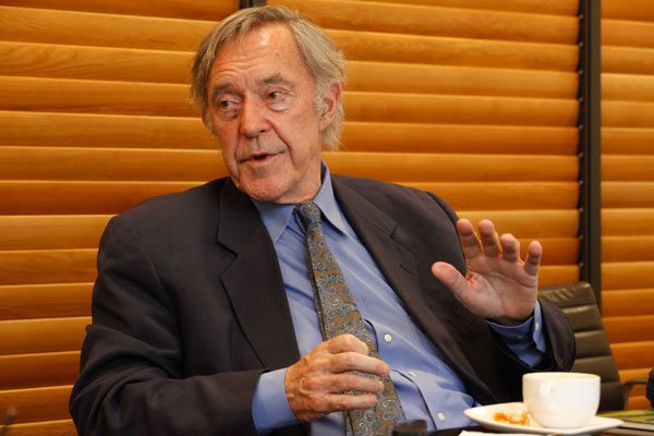 John C. Edmunds: “El problema de Chile es que hay que encontrar inversiones de mayor riesgo”