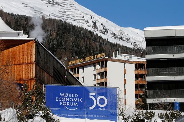 La encuesta se presentó en la antesala de la reunión de líderes empresariales y políticos de Davos de esta semana.