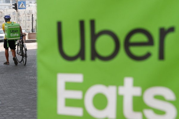 Zomato adquiere el negocio de entrega de alimentos de Uber en India