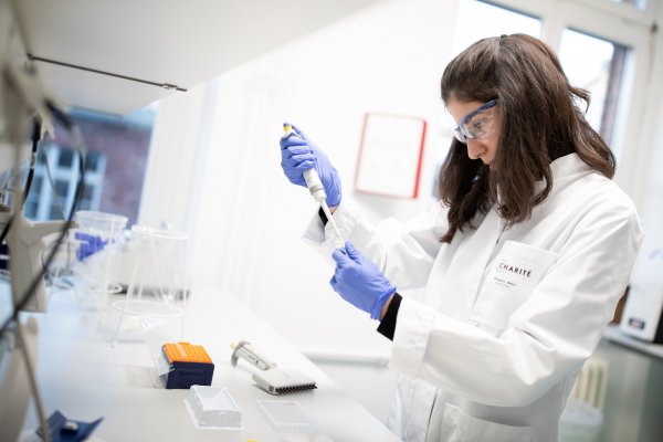 Confirma en EEUU el primer contagio de virus respiratorio detectado en China
