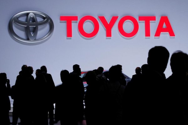 Toyota llamará a revisión a 3,4 millones de autos en todo el mundo por problemas en airbags