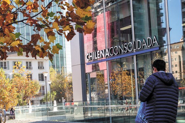 Caso seguros: salen directores de Chilena Consolidada y empresa crea comité estratégico para enfrentar crisis