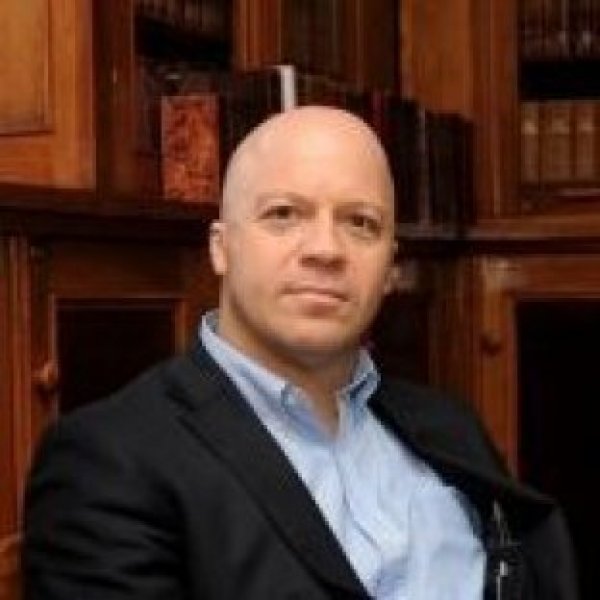 Biometría y desarrollo socio-económico