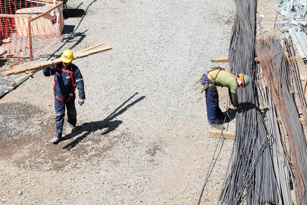 Proyecto que reduce la jornada a 40 horas se instala como el tema prioritario para los trabajadores