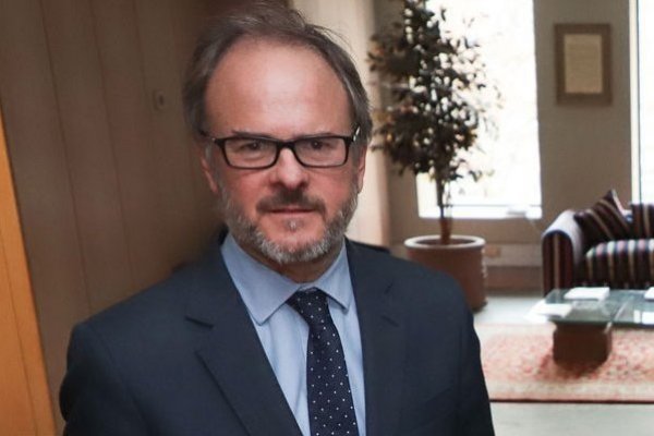 Ad portas de reunión clave de la CPC: Bernardo Larraín Matte indica que está por aprobar una nueva Constitución