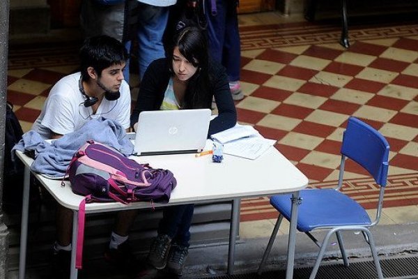 Congreso despacha a ley “Chao Dicom” educacional