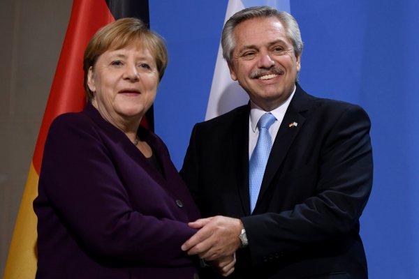 <p>Líderes europeos apoyan a Alberto Fernández para una renegociación de la deuda con el FMI</p>