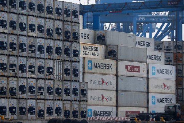 Ministro Walker por containers varados en China: "La próxima semana se debería recuperar el ritmo de venta"