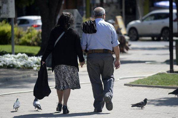 Chile envejece: se duplican los trabajadores mayores de 65 años en casi una década