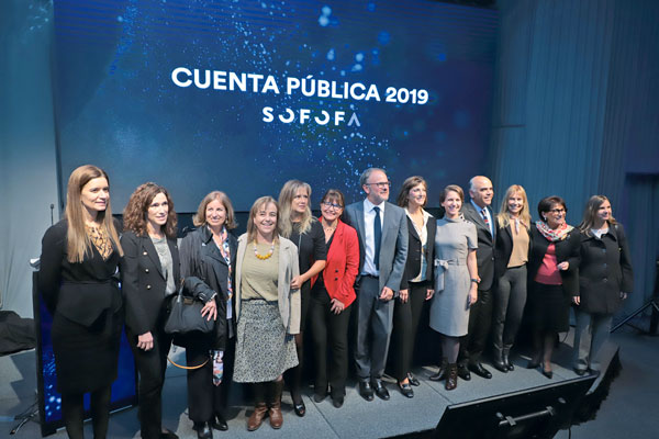 Larraín Matte junto a las consejeras del gremio en la cuenta pública de la Sofofa. Foto: Rodolfo Jara