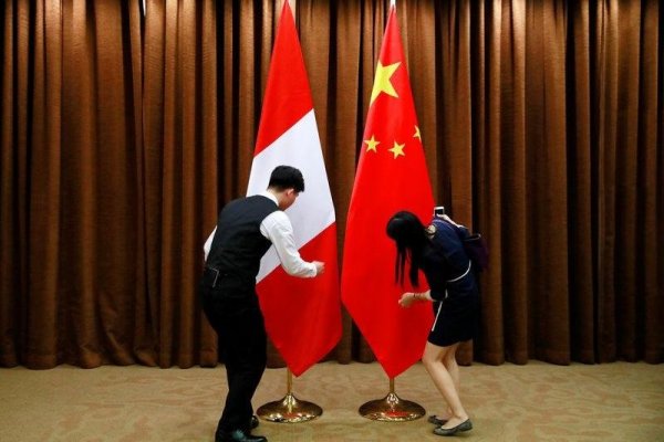 China mantendrá comercio con Perú pese a brote de coronavirus