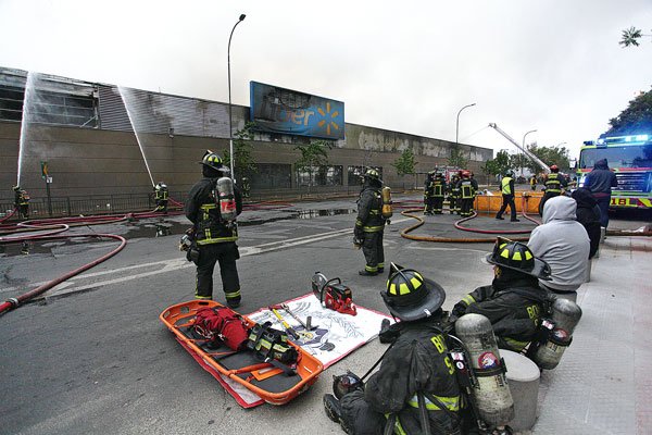 A diciembre se contabilizaban 35 locales quemados de la cadena. Foto: Agencia Uno