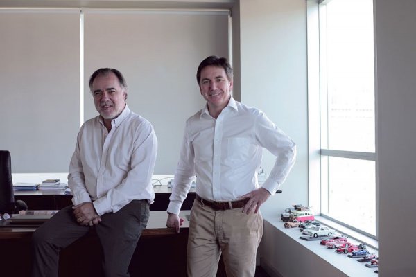 Gigante brasileño Localiza Hertz aterriza en Chile de la mano de empresario local