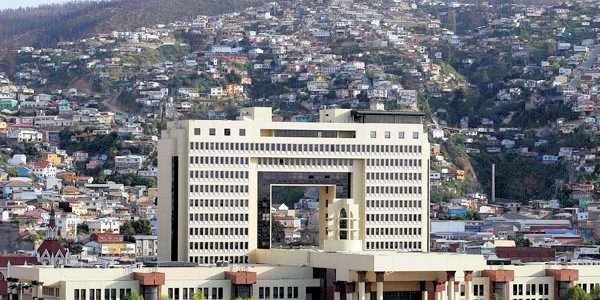 El Congreso retoma sus actividades bajo alerta por coronavirus