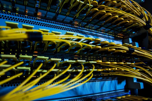Chile aumenta en 71% los hogares conectados a fibra óptica