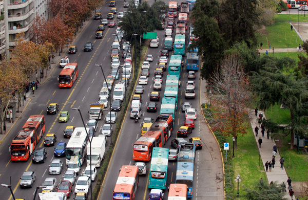 Los beneficios viales y sociales de las pistas exclusivas para buses