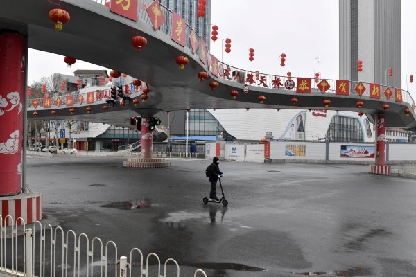 Provincia en el centro del brote en China comienza a regresar gradualmente al trabajo