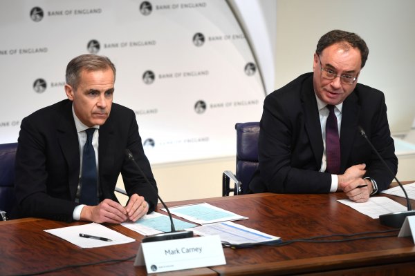 Tras los pasos de la Fed: El Banco de Inglaterra recorta de forma sorpresiva la tasa para combatir impacto del coronavirus