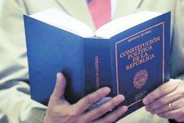 Los pro y contra de la votación secreta de los convencionales