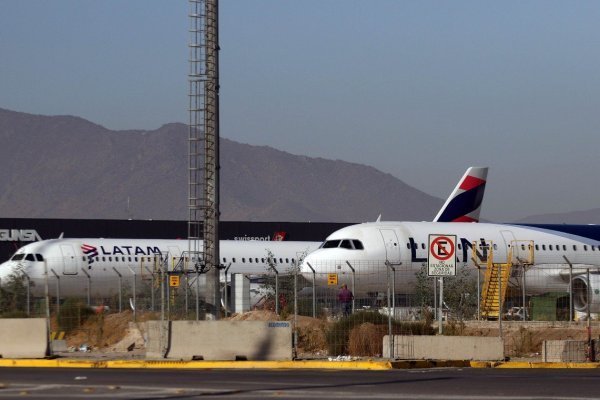 Latam transportará gratuitamente a personal médico para combatir coronavirus en otras regiones