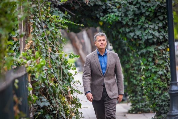 Andrés Velasco por salvataje a Latam: “No se trata de salvar empresas, se trata de proteger empleos”