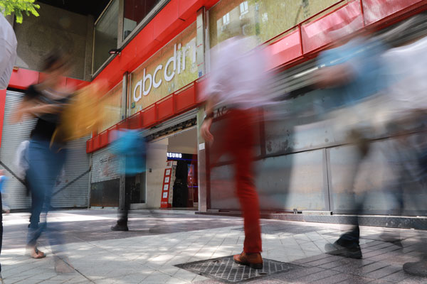 Bonistas de AD Retail tendrán dos opciones para reprogramar deuda