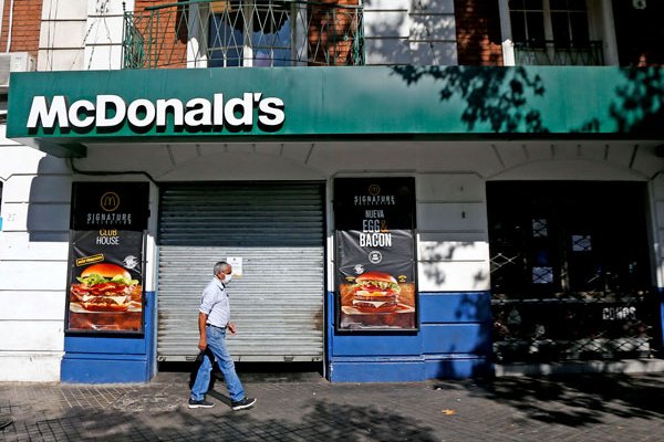 McDonald’s cierra locales, pero no afectará salarios de empleados